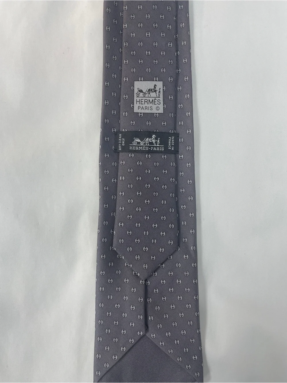 Hermes 100% Silk Gray Tie with Micro 'H' Motif “H TONNEAU” 606111 FA